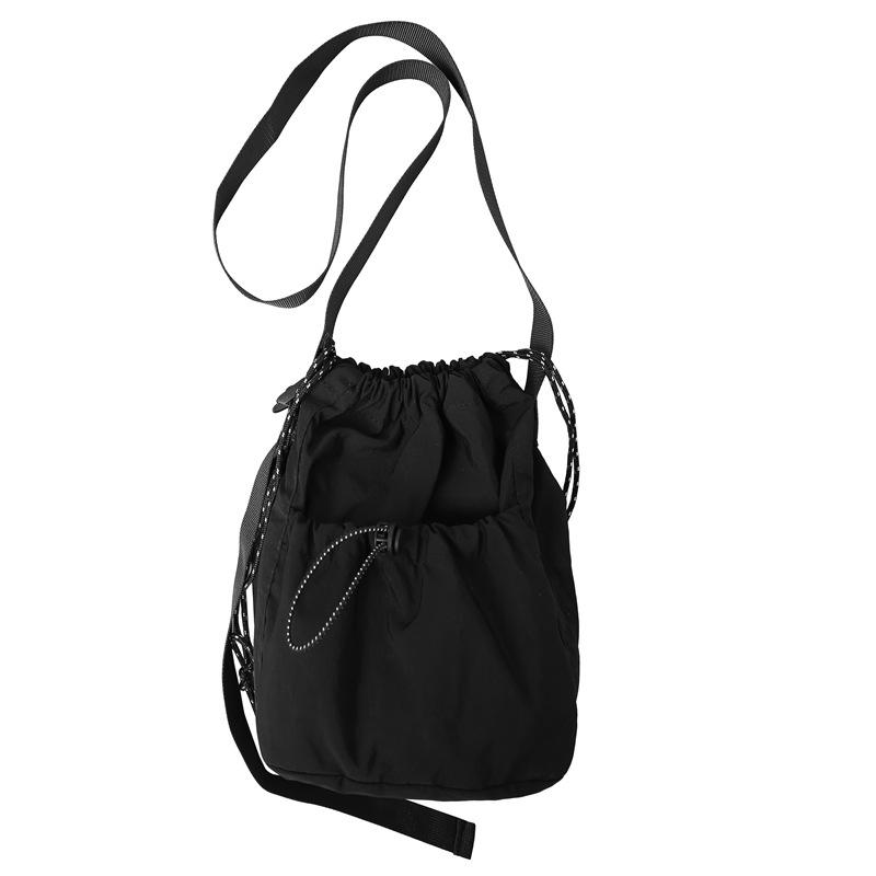Simple Drawstring Messenger Bag Casual Shoulder Bag Trendy Outdoor Mobile Phone Bag Bundle Mouth Personalized Lightweight Bucket Bag
