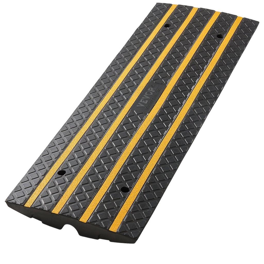 Car Driveway Rubber Curb Ramp, 15 Tons Load Capacity, 66 Mm Rise Curbside Bridge Ramp with Yellow Reflective Strips, Suitable for Loading Dock,