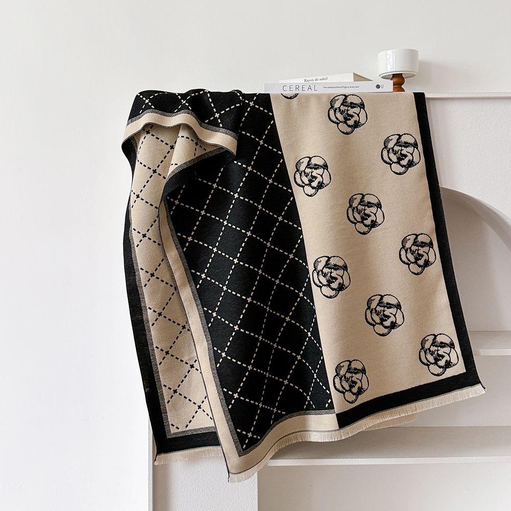 Scarf Fashion Flower Print Women's Faux Wool Wrap Head Shawl Autumn and Winter Warm Gift, Scarf Women's Winter Cashmere