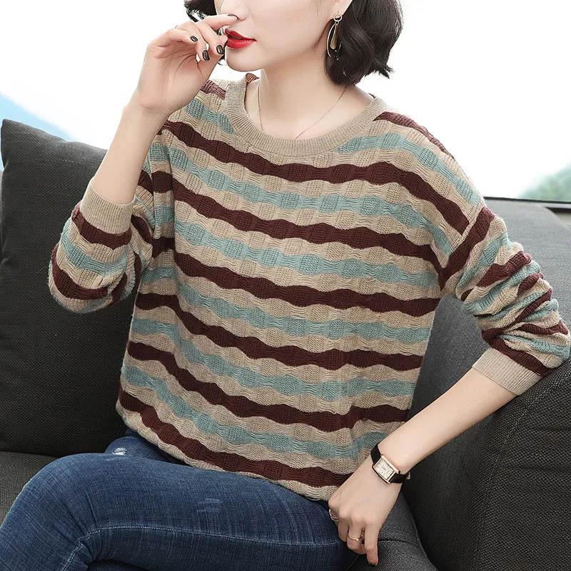 Svetr Dámský M - 6XL Plus Size Jarní a Podzimní Dámský Volný Pohodlný Svetr s Kulatým Výstřihem a Pruhy Pružný Univerzální Svetr s Dlouhým Rukávem