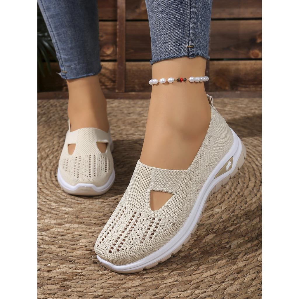 Modische und bequeme lässige Einzelschuhe in Übergröße mit atmungsaktiven, fly-gewebten Mesh-Schuhen mit Aushöhlungen, Ein-Fuß-Schuhe