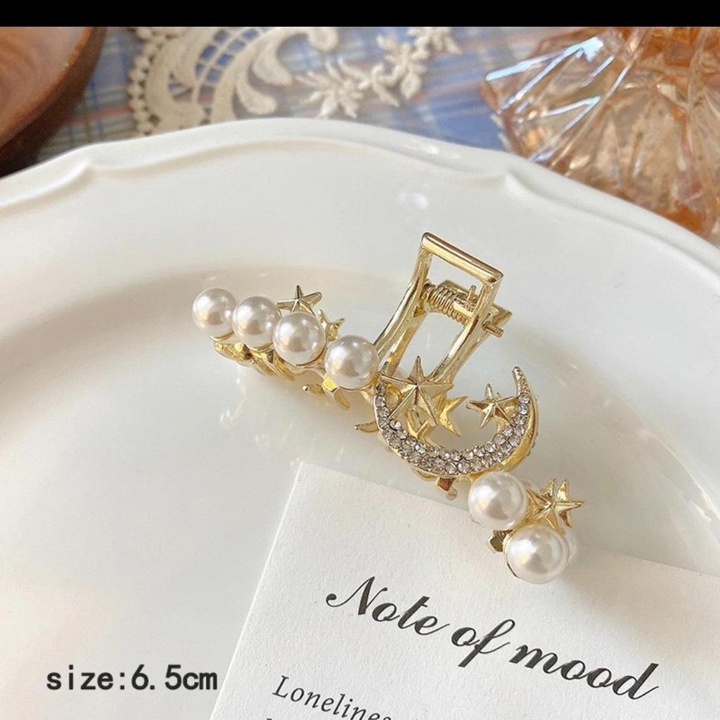 High-End Large Metal Claw Hair Clip for Women - Elegant Updo Accessory