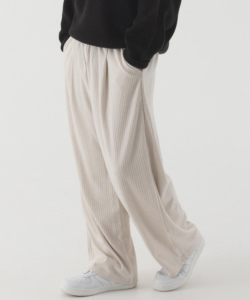 PIANER One-Pleat Wide Ribbed Knit Pants (Light Beige)