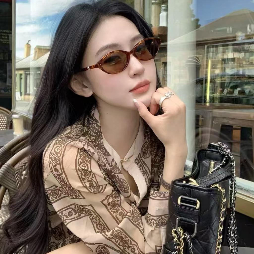 Occhiali da Sole Donna Stile Coreano TR90 Forma Ovale Decorazione Perla Occhiali da Festa Leggeri Durevoli