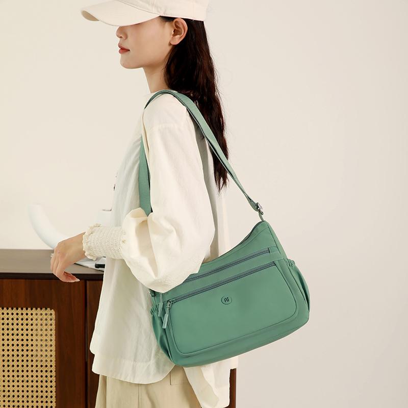 Dámská taška Vícekomorová Cestovní Venkovní Taška přes rameno Crossbody taška