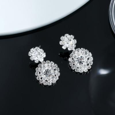 Simple European and American Diamond-encrusted Snowflake Light Luxury Fashion Temperament Niche High-end Design Stud Earrings New Earrings Women