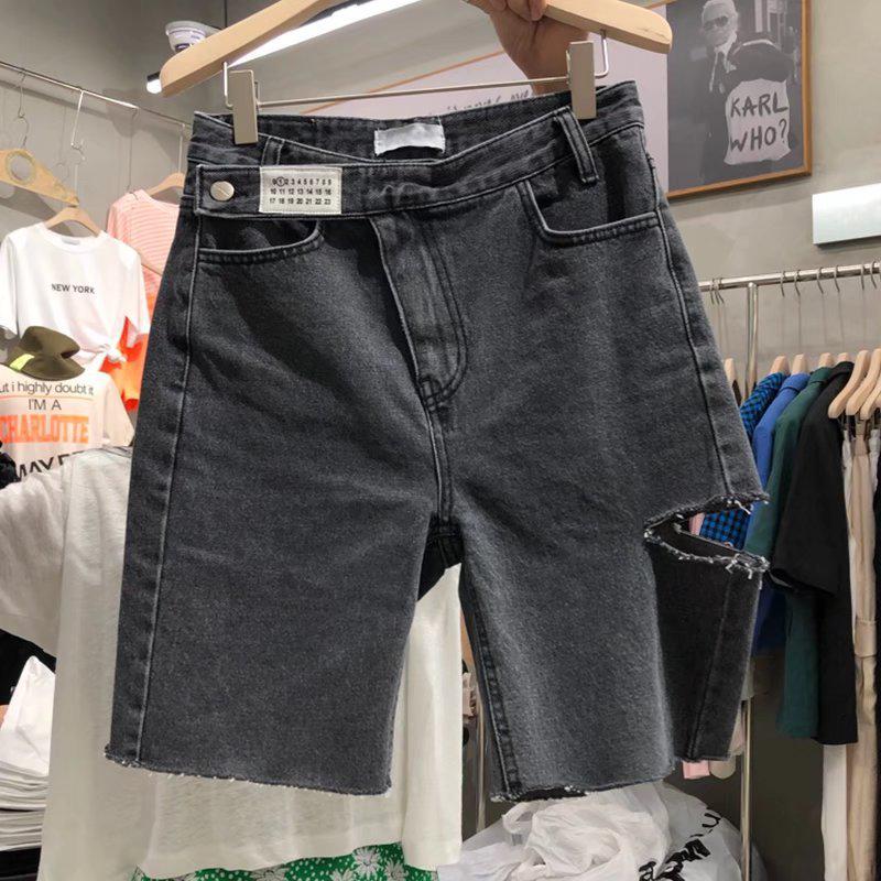 

Женские джинсовые шорты с завышенной талией и рваным декором - Моделирующий стиль «пятиточки» для 2024 года L серый