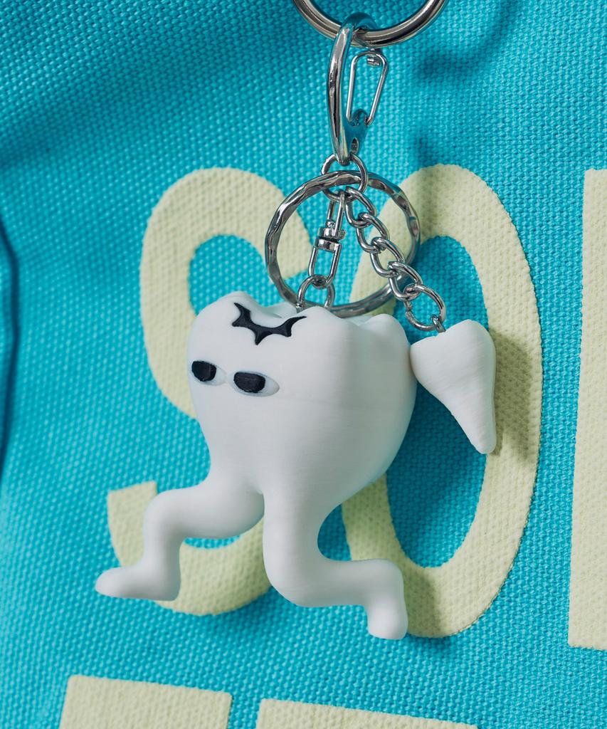 LOSERS CLUB Tooth Character Keyring White