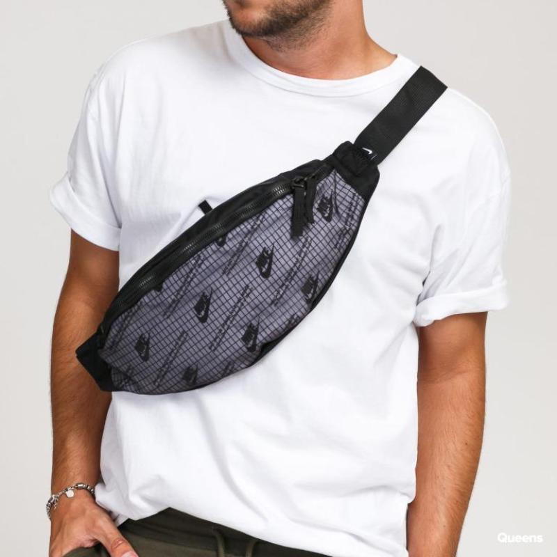 Nike Nylon Fabric Sling Bag Crossbody Bag Fanny Pack Regular Unisex Black Casual CK7446-010