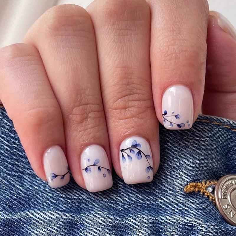 24Pcs Short Square Press On Nails White Rhinestone Flower French Tip Full Cover Reusable Fake Nail Tips