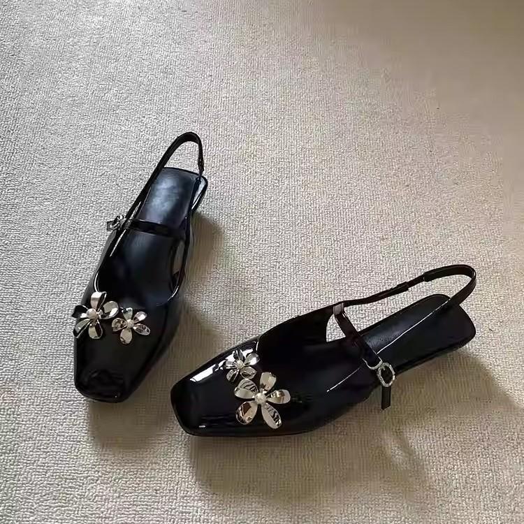 French High-end Temperament Rhinestone Flower Bag Head Shoes Women's Low Heel Shallow Mouth Casual Single Shoes Outer Sandals