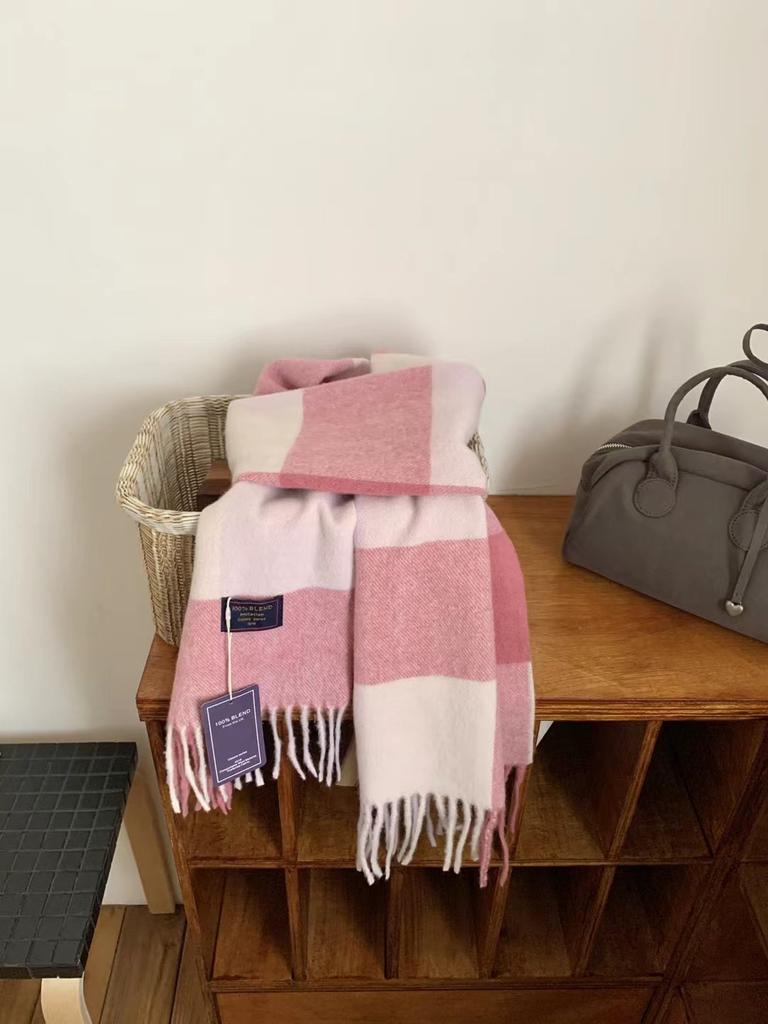 Simple classic British plaid scarf fashionable versatile warm scarf fringed shawl scarf couple