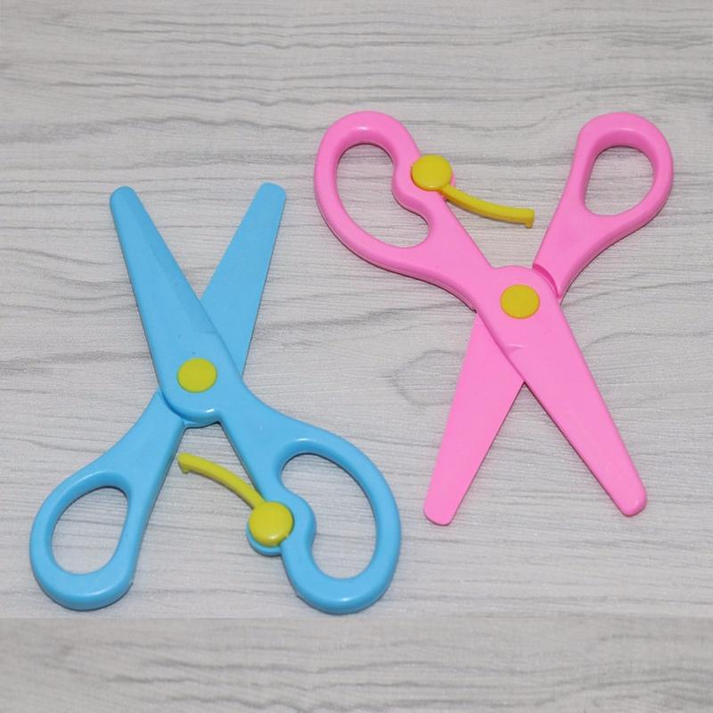 SSafety Scissors for Children with Simple Style