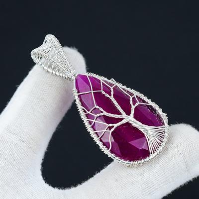 Ciondolo con rubino del Kashmir, ciondolo fatto a mano in argento sterling 925, gioielli in argento avvolto con filo, gioielli con ciondolo avvolto con filo, albero della vita