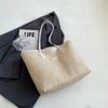 Woven straw bag women's large capacity 2025 new summer versatile shoulder bag texture class commuter tote bag