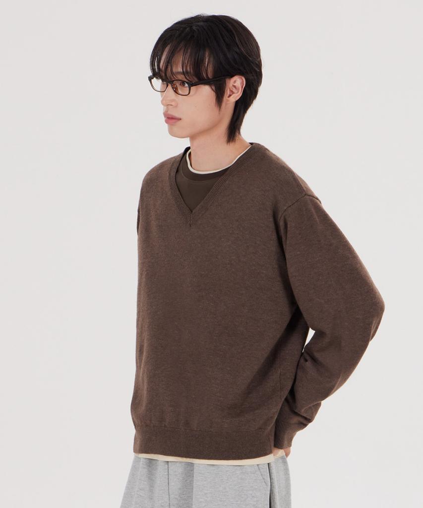 GLW [Unisex] Soft V-Neck Knit Brown