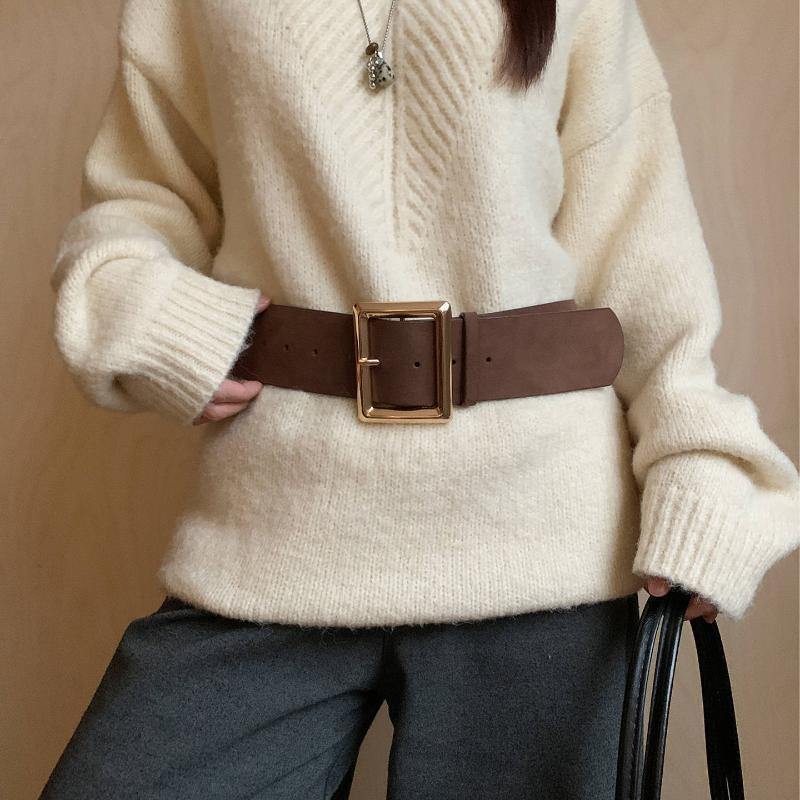 

Retro Suede Rivet Belt Punk Gothic Western Cowgirl Wide Cummerbunds Waistband Y2K Irregular Belt as the picture