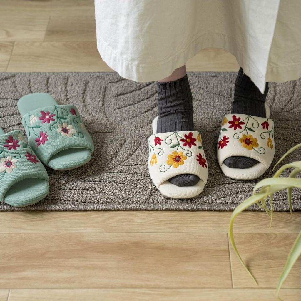 Sybilla Senko Flower Garden 2 Size M 47123 Slippers, (approx. 22-24cm), Beige,