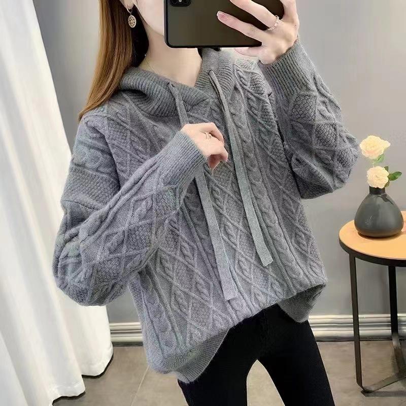 Kapuzenpullover mit verdrehten Streifen Damen Herbst und Winter Neue Mode Fauler Stil Lässiger Strickcardigan Lockere Damenbekleidung