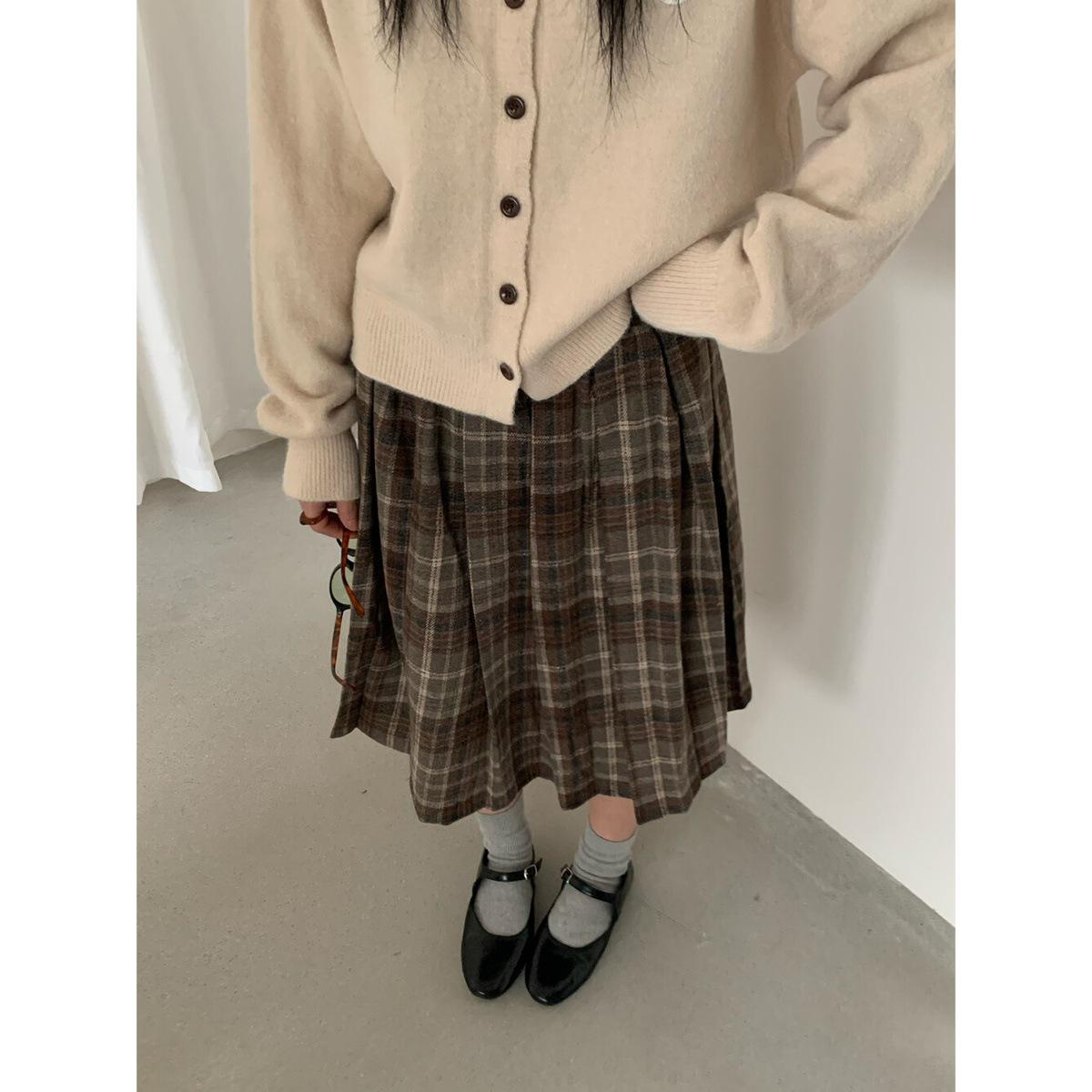 Women s Winter Woolen Plaid Pleated Midi Skirt - Elegant Petite A-line Umbrella Design Medium