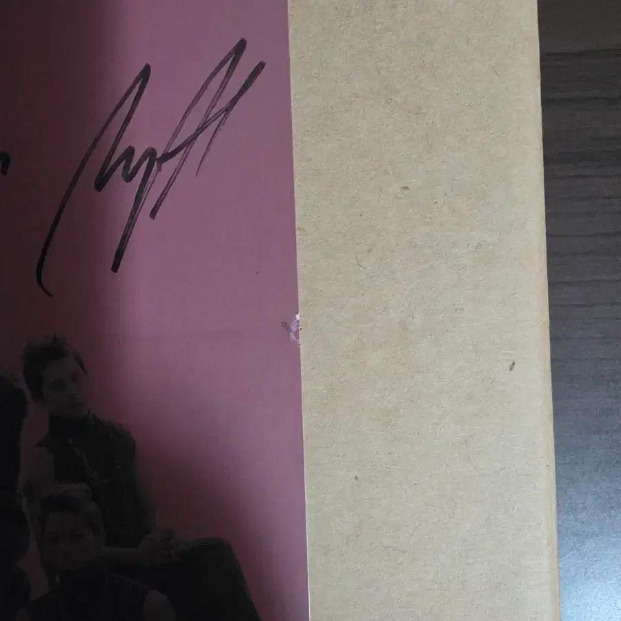INFINITE Para Dice Autographed Album