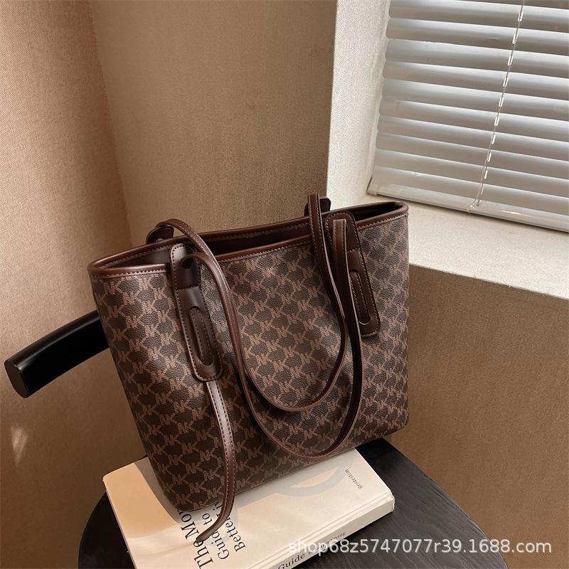 

Large-capacity bag women s bag 2025 new summer casual shoulder bag customized high-end class commuter tote bag