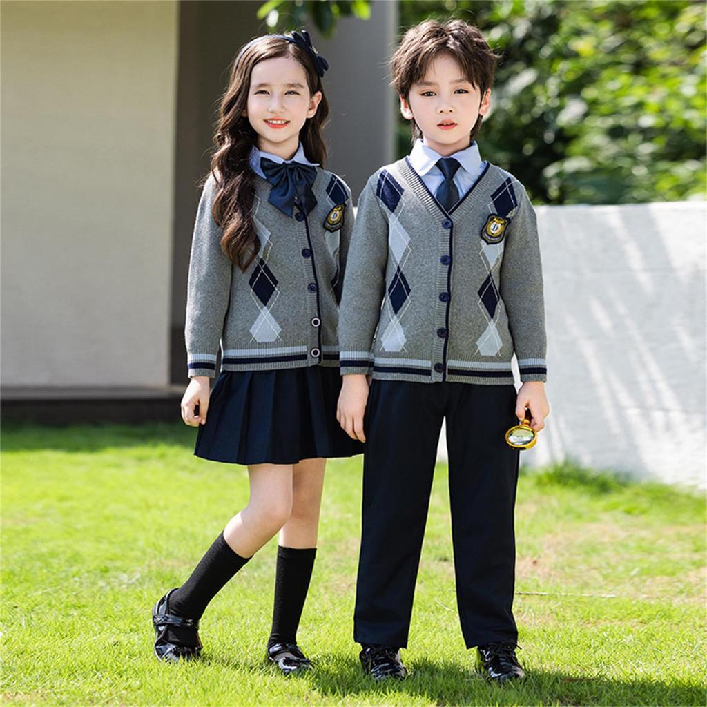 Britský styl Pletený třídílný set školní uniformy pro mateřské a základní školy - Jaro, Podzim a Zima