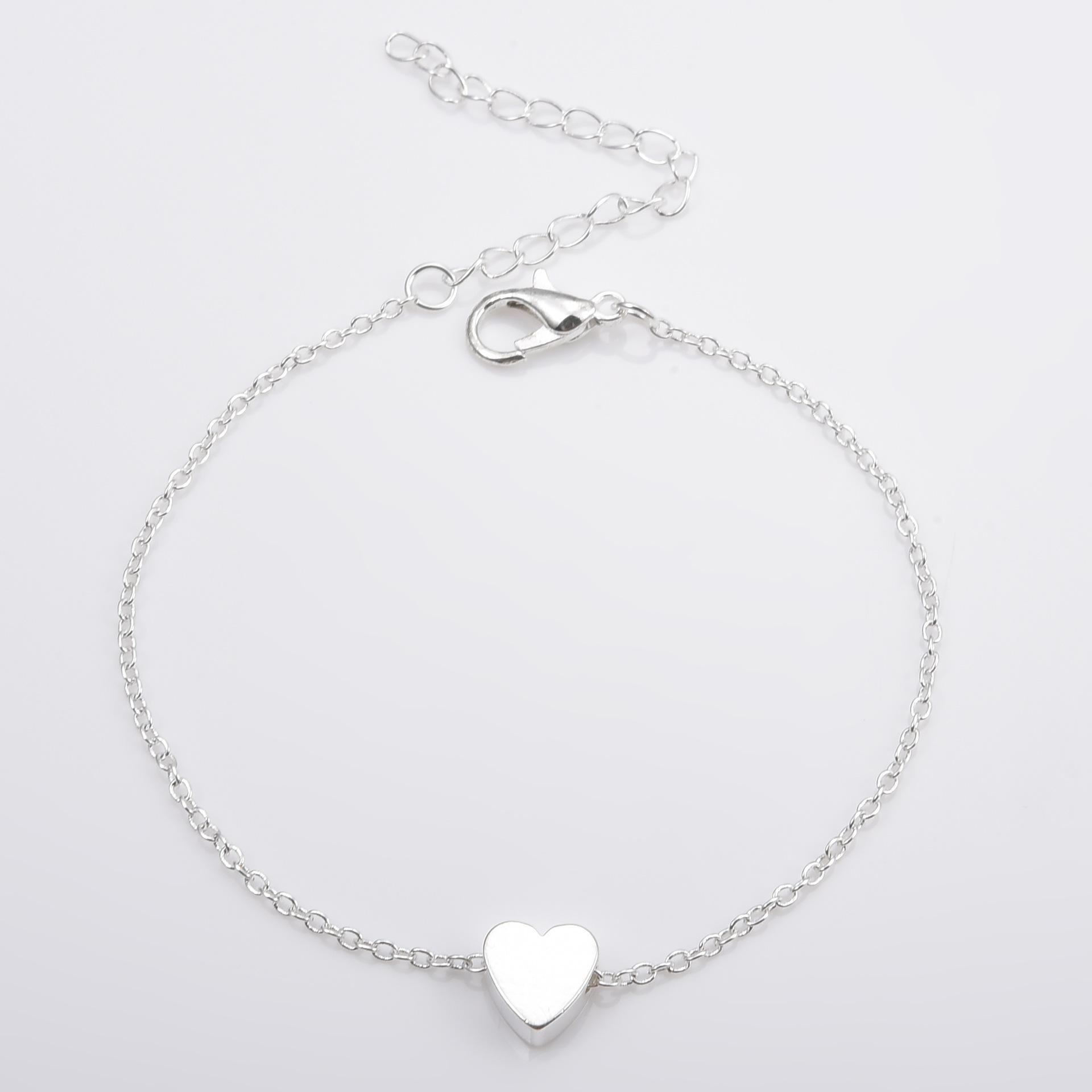 [Simple Gold Heart Bracelet Fashion Heart Shape Design Jewelry Delicate Women s Bracelet Accessory] серебряный