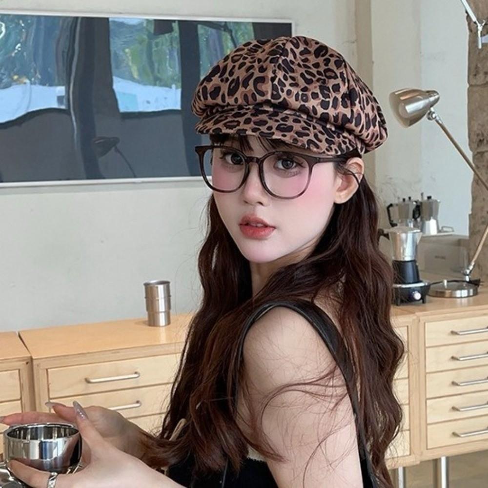 Polyester Leopard Print Octagonal Hat Y2K Peaked Cap Retro Painter Hat  Travel