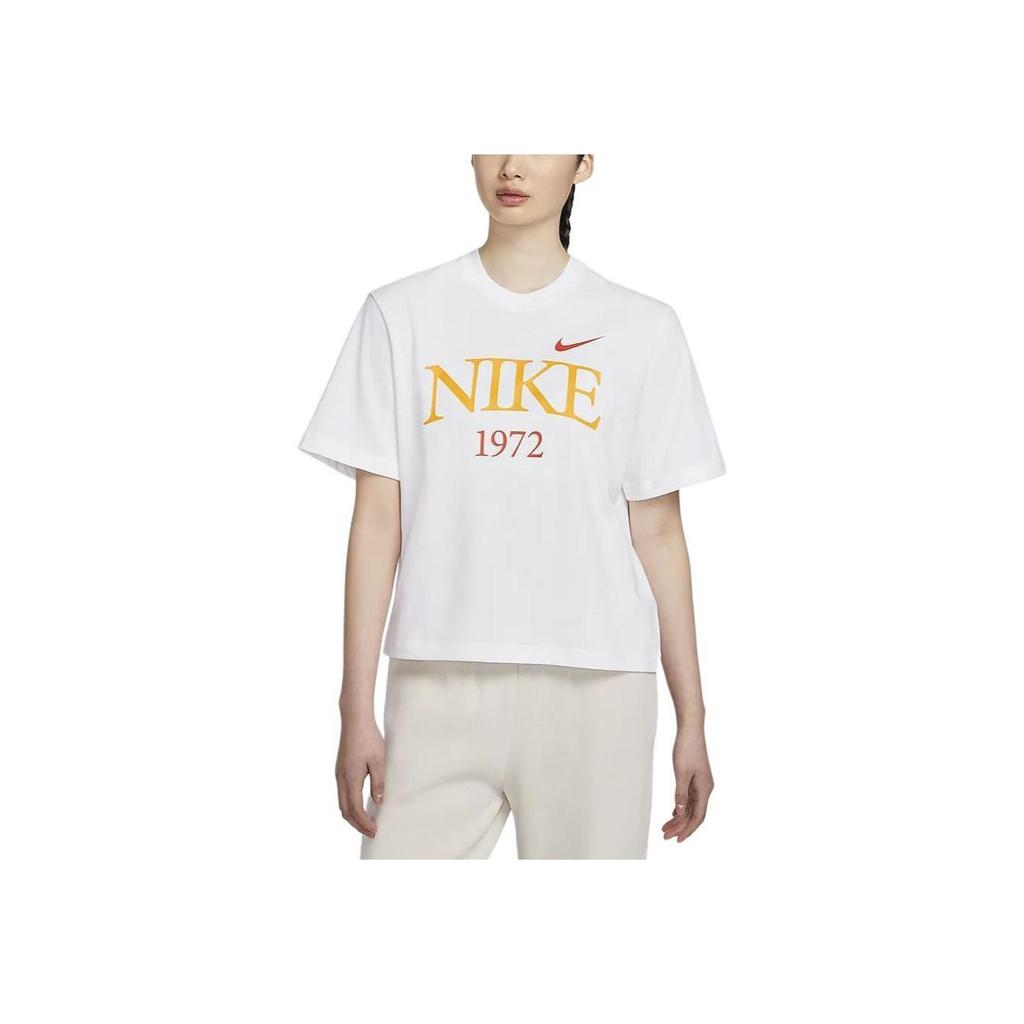 Nike Sportswear Classics Alphanumeric Crew Neck Casual Pullover Short Sleeve T-Shirt Women Tops White FQ6601-101