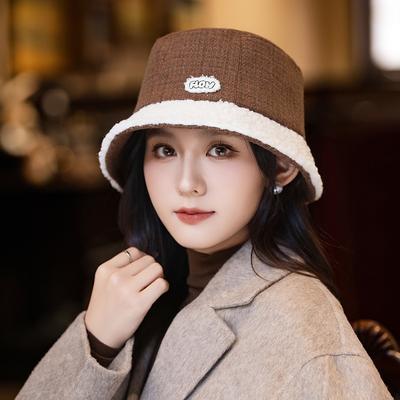 Autumn and Winter Hat Women's Large Brim Showing Face Bucket Hat Plaid Velvet Bucket Hat Versatile Basin Hat