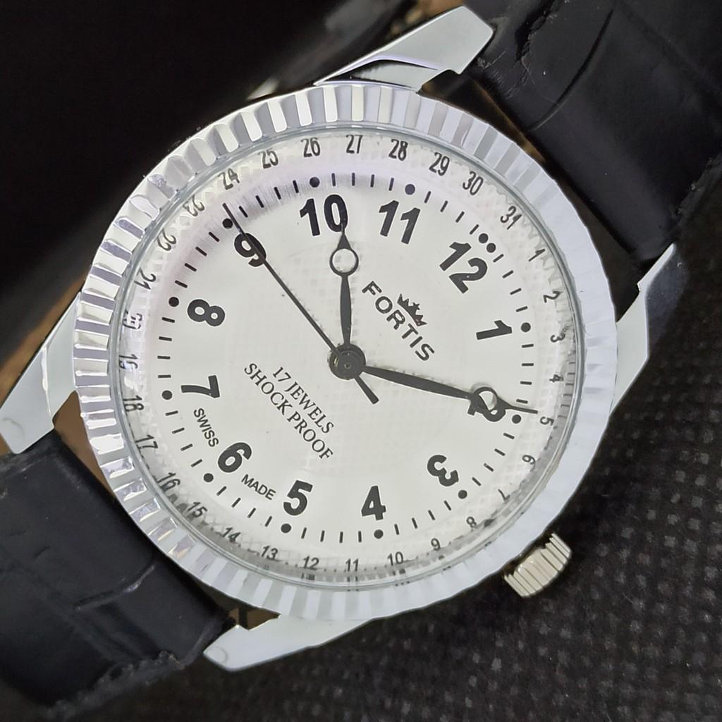 

ВОССТАНОВЛЕННЫЕ ШВЕЙЦАРСКИЕ МУЖСКИЕ НАРУЧНЫЕ ЧАСЫ С ЗАВОДОМ a294180-1 Sku555-a294180