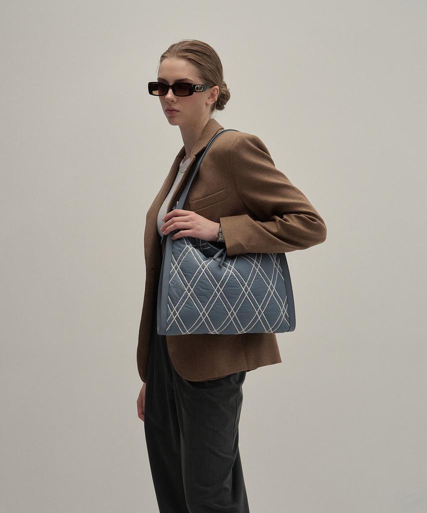 Samantha Thavasa Solé Shoulder Bag_15111Sh