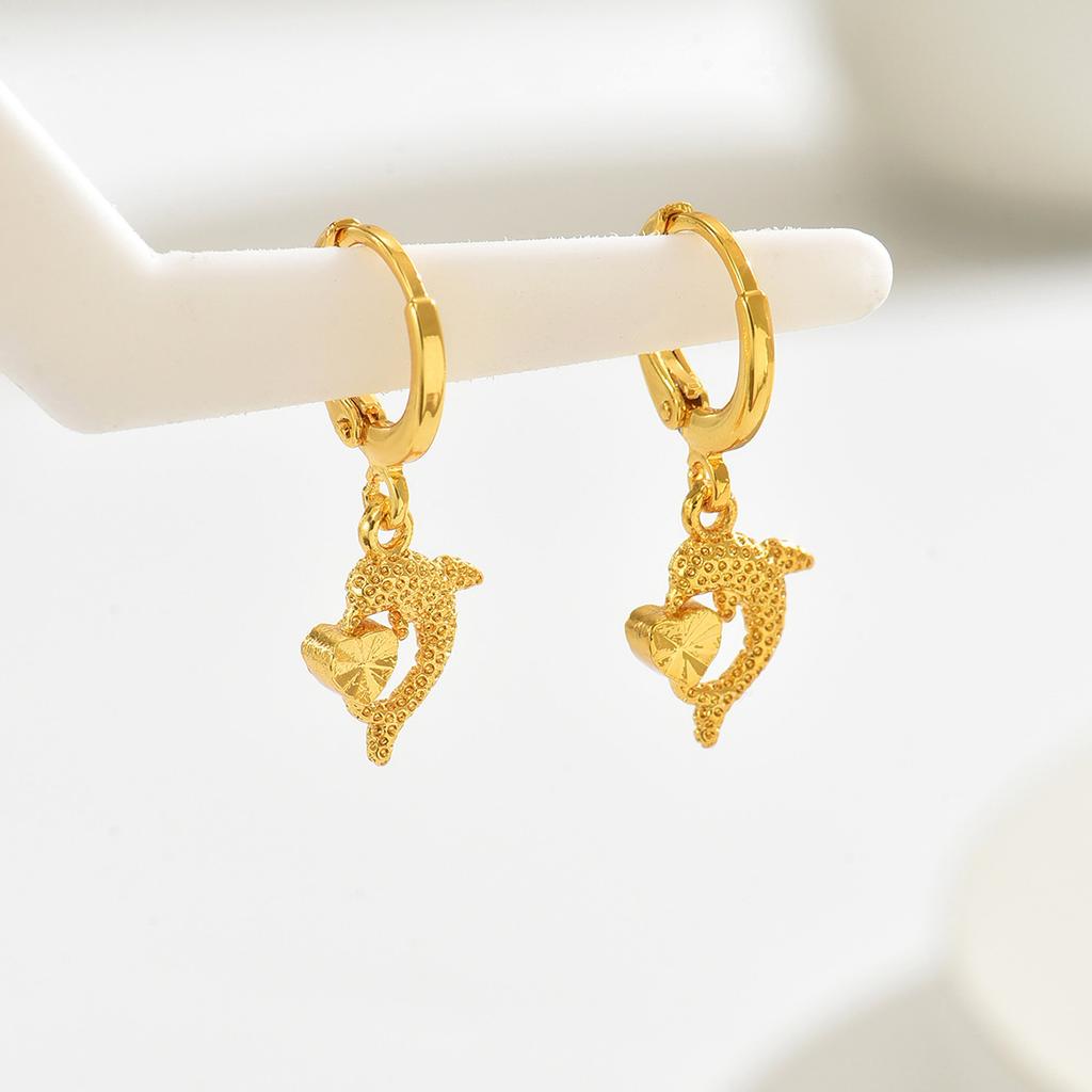 Hot selling women's jewelry, niche dolphin 18k electroplating design earrings, versatile earrings.