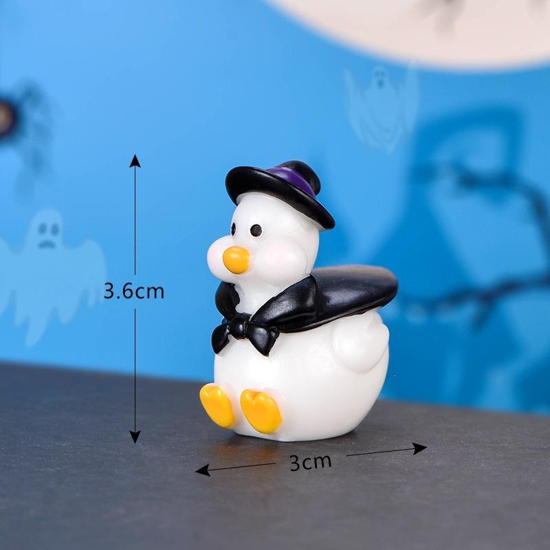 Halloween Mini Resin Figurines Adorable Cartoon Design Bright Colors Hand-Painted Small Ornaments for Home Desktop Decor