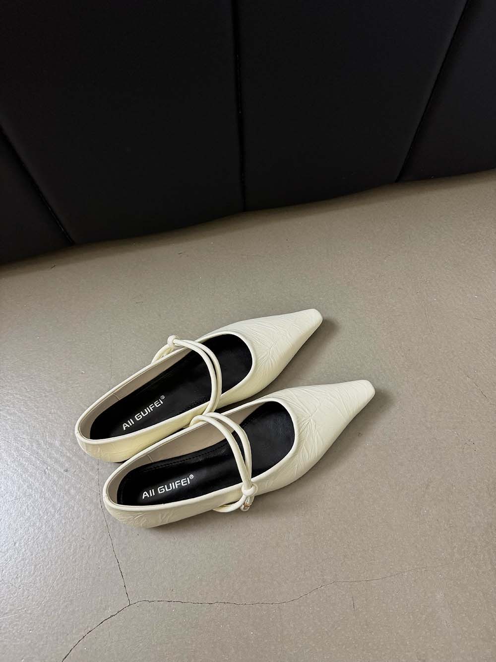 

мода Модные женские туфли-лоферы с острым носком Осень-Весна Туфли на низком плоском каблуке Черные бежевые коричневые серебристые повседневные туфли-мюли для женщин 5.5 бежевый