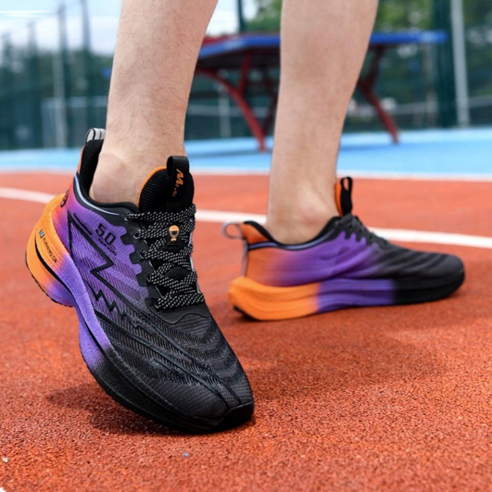Nuove scarpe da corsa da uomo con piastra in carbonio, ammortizzanti e morbide, scarpe sportive unisex, leggere e antiscivolo.