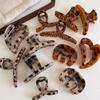French Style Hair Claw Clips for Women Retro Leopard Print Hair Clip Hairpins Elegant Shark Clip Barrettes Crab Clamp Headwear