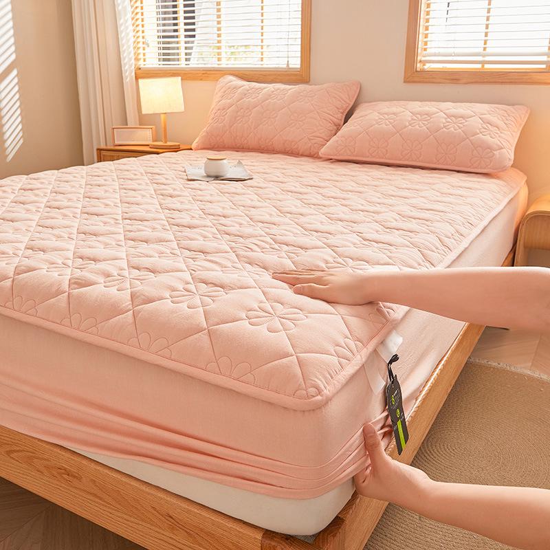 Pure Color Quilted Cotton Yarn-Dyed Bed Sheet & Bedspread Set