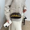 Personalized wavy pattern handinhand dinner bag women's new fashion chain shoulder bag diagonal span box bag