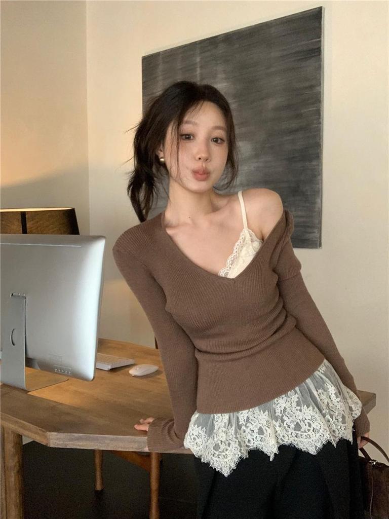 Lace Waist-Cinching Slim Fit Camisole Dress - Sleeveless, Layered, Figure-Flattering Mini