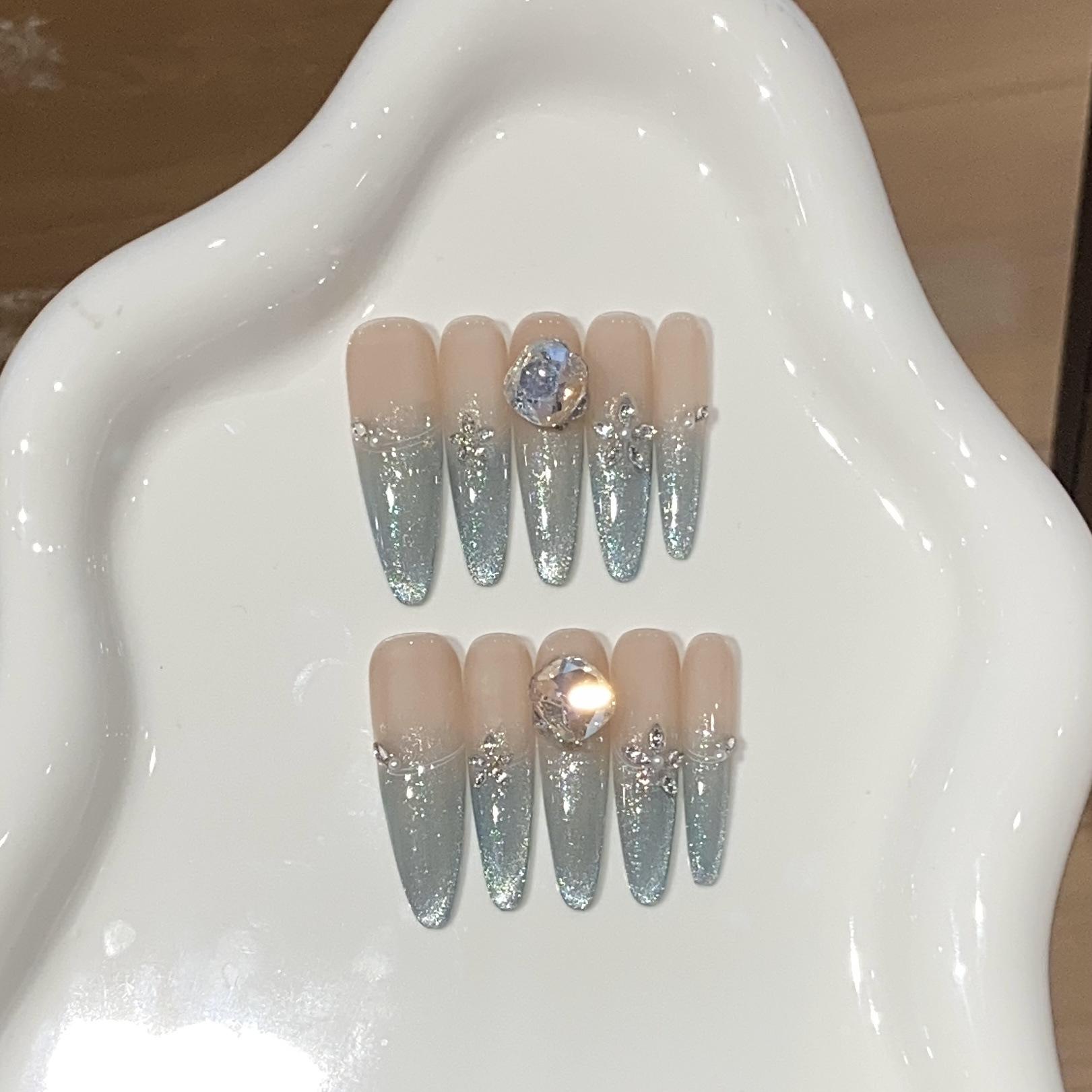 

Белый и чистый ручной работы, цвет нюд, градиент, синий, боковой свет, кошачий глаз, форма сверла, цветок, аквамариновое сокровище L