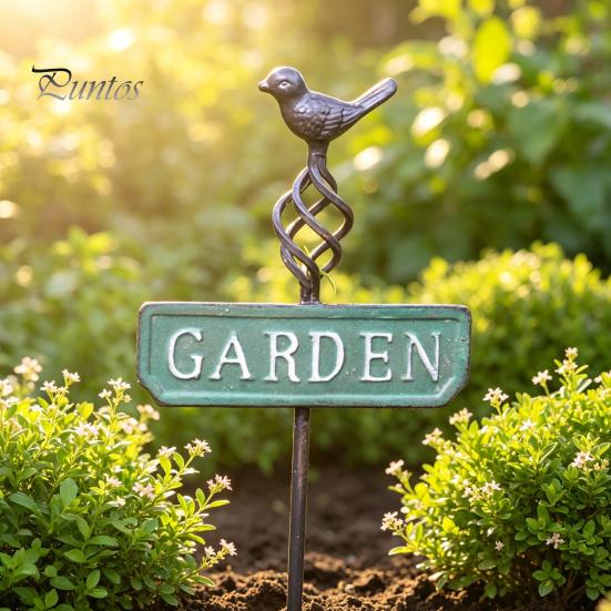 Gardening Gifts for Plant Lovers Retro Bird Garden Stake, Metal Sign Rustic Decorative Stakes Yard Decoration with Stake Flower Bed, Lawn