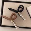 Vintage Korean Frosted Large Hair Claw Clip Female Elegant Pearl Hair Crab Hair Clip Headdress Female Jewelry Accessory Gift