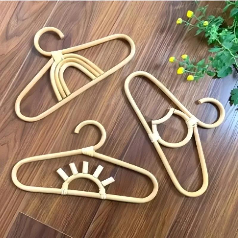 1pc Rattan Boho Kids Clothes Hangers Heavy Duty Wall Mounted Baby Clothes Rack Home Daily Practical Clothing Storage Organizer