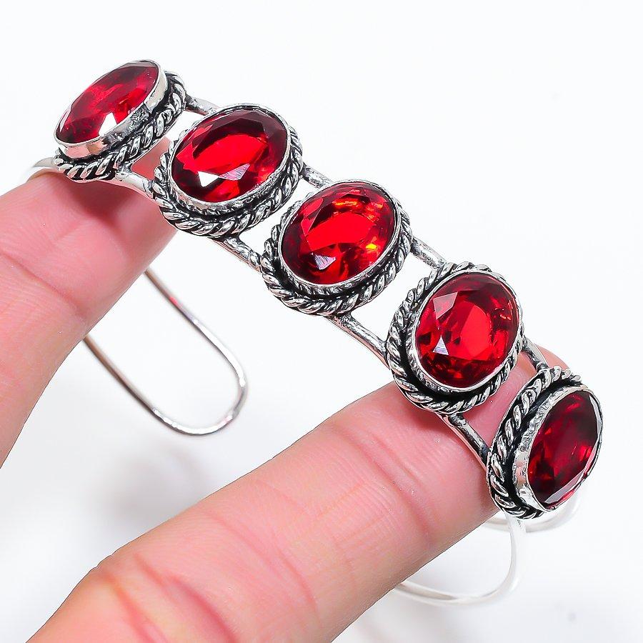 

Mozambique Garnet Gemstone Handmade Ethnic Cuff Bangle Adjustable SR-10688