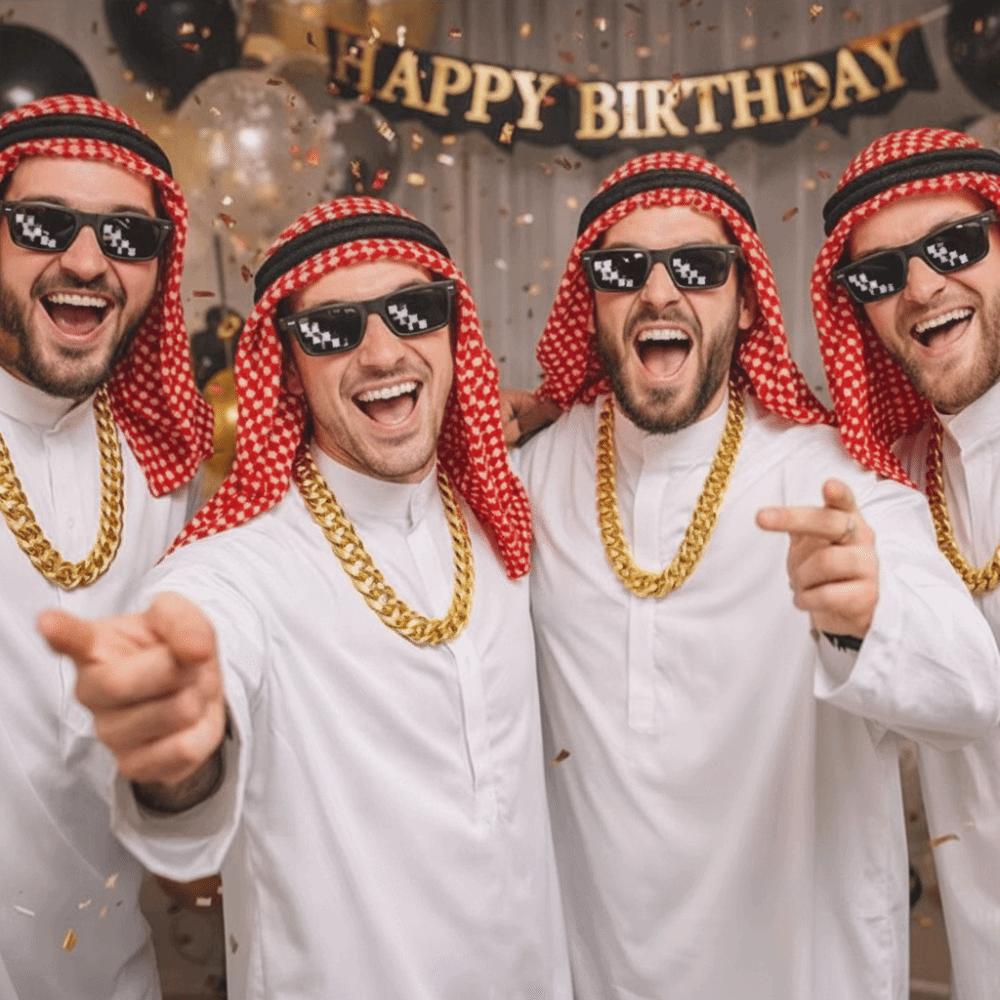 Czerwony szalik na głowę Strój arabski Biała szata Strój arabskiego szejka Kostiumy na Halloween Mężczyźni dorośli