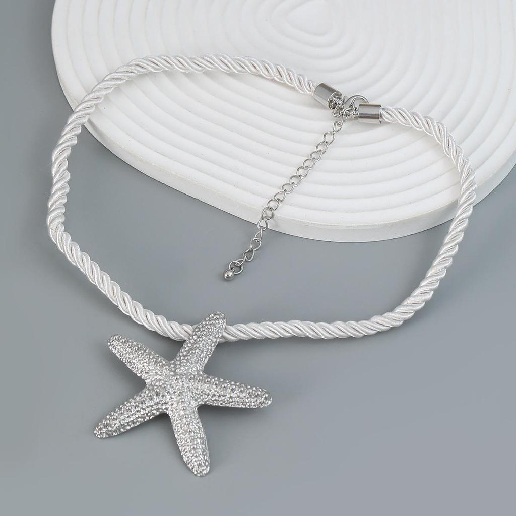 Starfish Pendant Necklace: European & American Ocean-Style Metal Accessory for Summer Parties