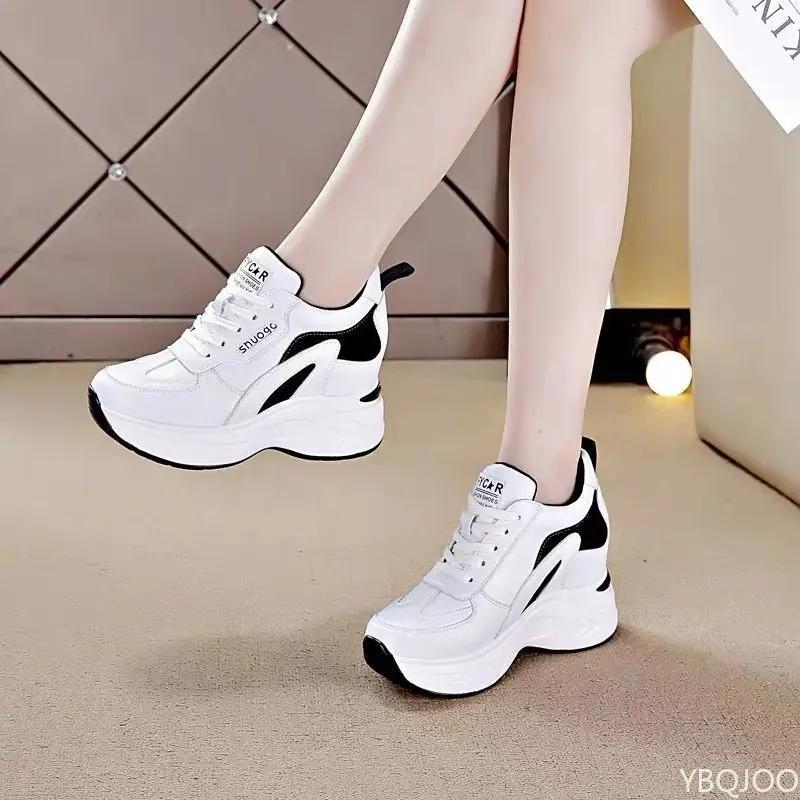 Fashion Color Blocked Interior Height Increasing Sports Women's Shoes 2025 Fashionable Thick Soled Casual Versatile Slimming Vulcanized