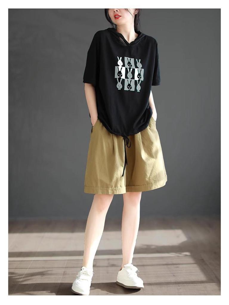 Women's Plus Size Retro Wide Leg Cotton Shorts - Elastic Waist, Loose Fit, Solid Colors, Five-Point Length